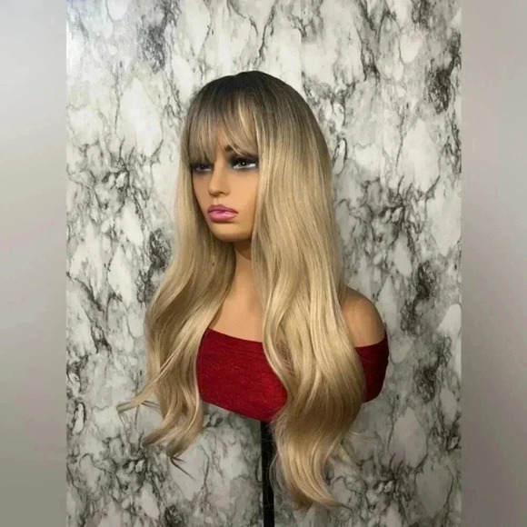 26 Inch Balayage Blonde Wavy Wig Natural look for daily use - Picture 3 of 5